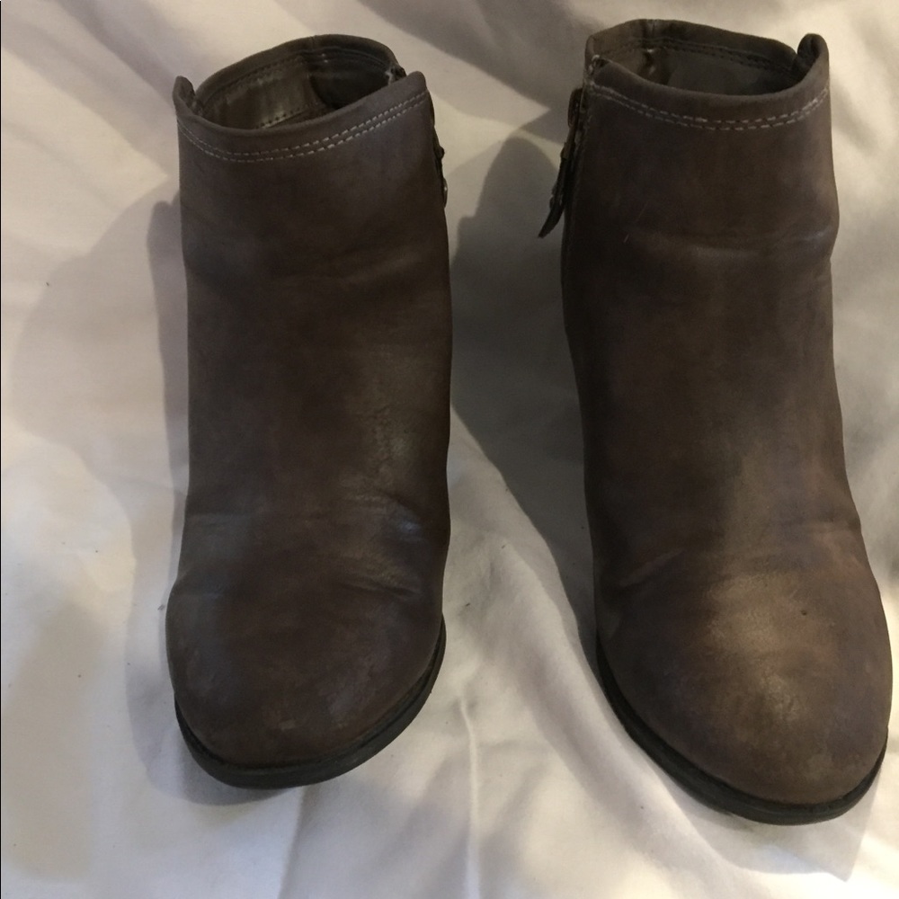 Brown booties - Picture 3 of 3